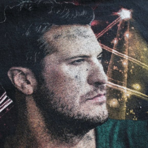 Luke Bryan Kill The Lights Tour T-Shirt - Picture 3 of 6